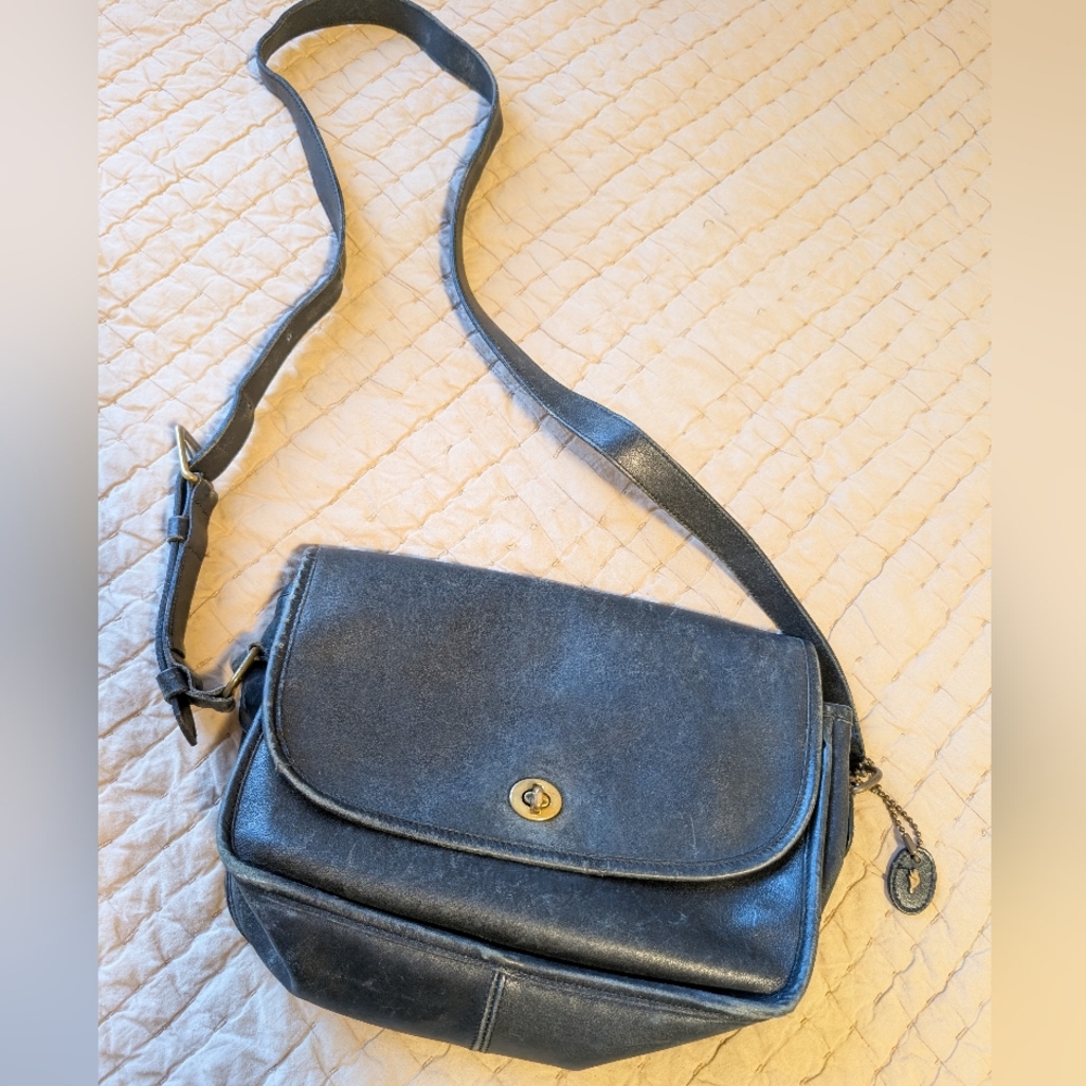 Roots Black Leather Crossbody Bag